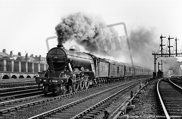 2560 1937 Harringay