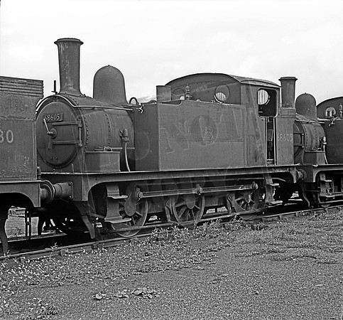 68605 1958-08-24 Stratford shed