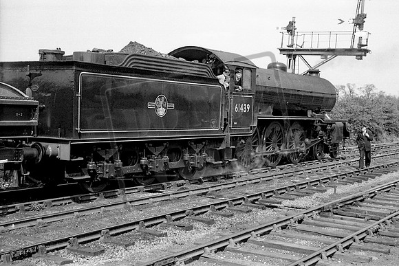 61439 1960-05-07 Norton East