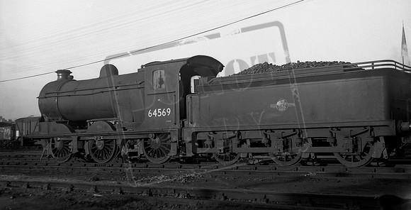 64569 1966-10 Dundee