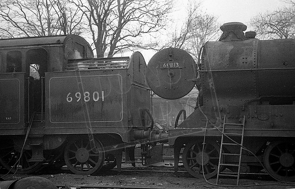 69801 1960-03-11 Darlington scrap yard