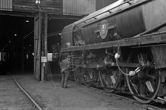 35006 1960s Eastleigh shed