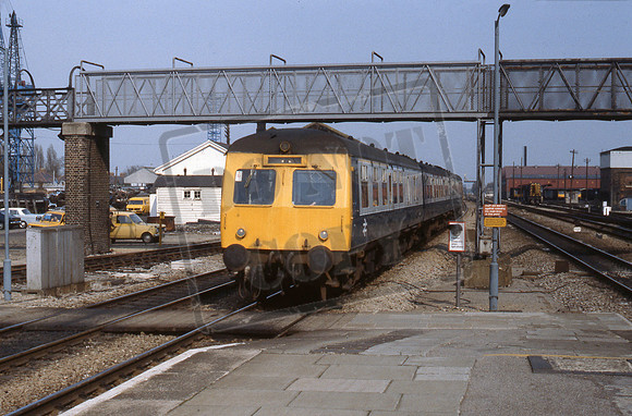 DMU M50741 1980-04-15 Southall