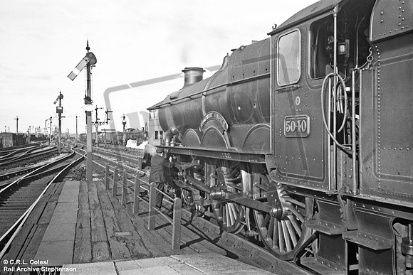 5040 1939 Swindon station