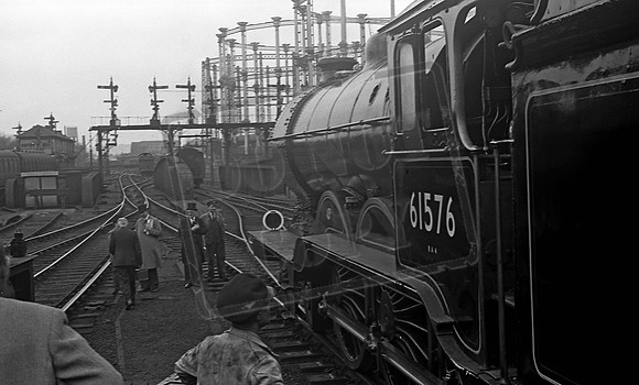 61576 1955-04-30 London St Pancras