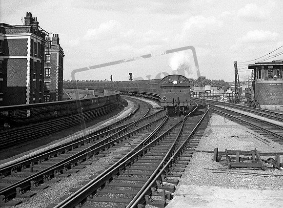 696xx 1959-05 Bethnal Green
