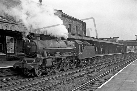 45704 1962-05-05 Willesden Junction