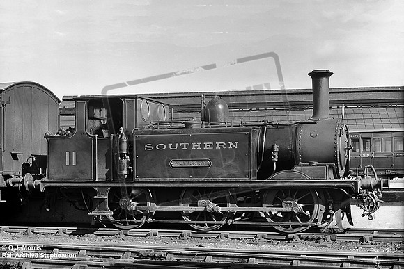 W11 1934-10 Newport