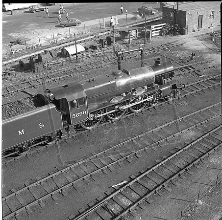 5690 1970s Carnforth-ROneg-JC49-032