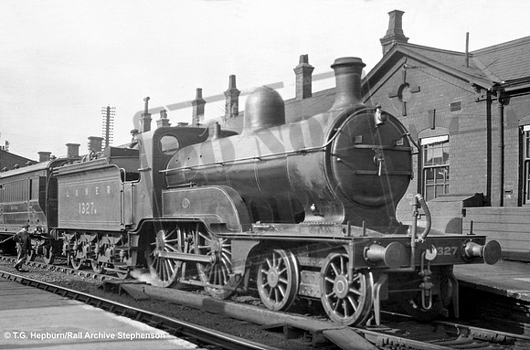 1327N 1924 Grantham