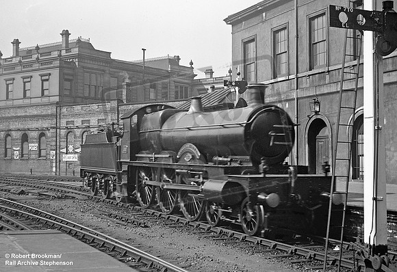 100 1905 Paddington