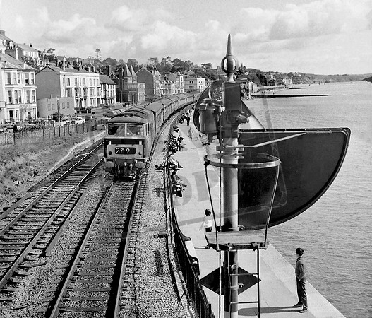 D7027 1965-08-09 Dawlish
