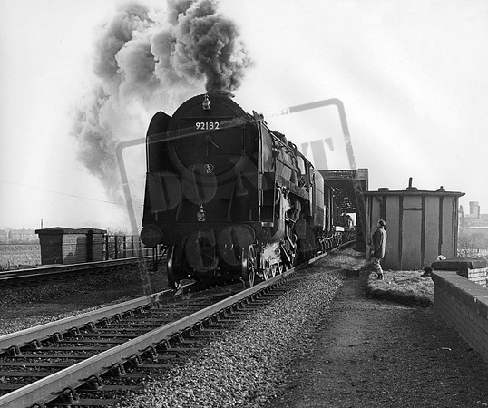 92182 1960s Newark