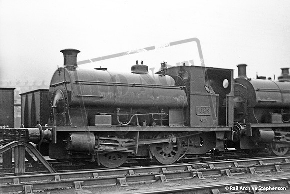 1098 1930s Swansea East Dock