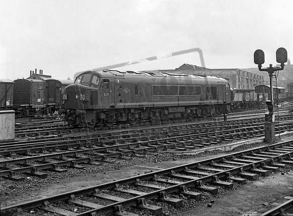 D77 1961c Bristol Bath Road