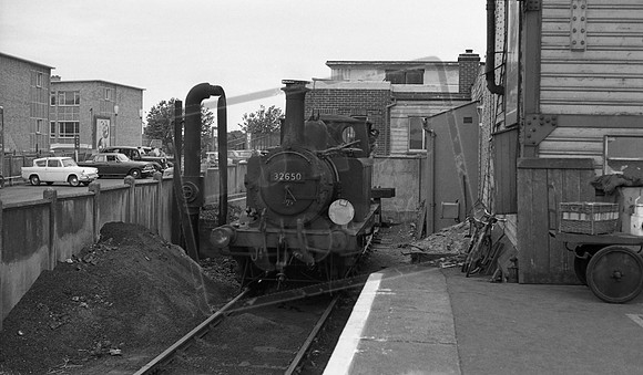 32650 1963-07-14 Havant