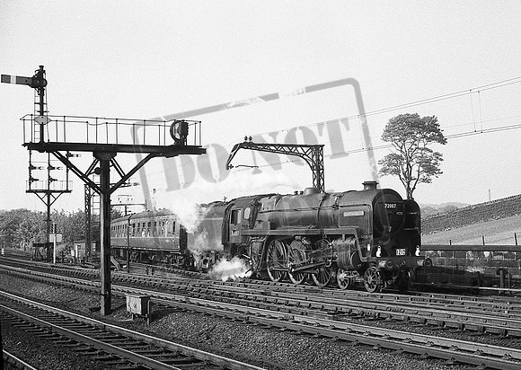 72007 1964-05-23 Lancaster Castle station