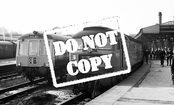 D1689 1968-04-06 Sheffield Midland