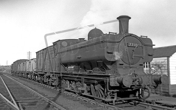 7718 1950s Llandilo