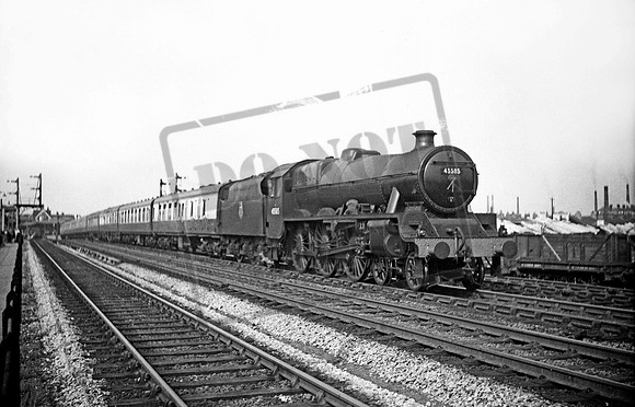 45585 1955-07-13 Burton on Trent