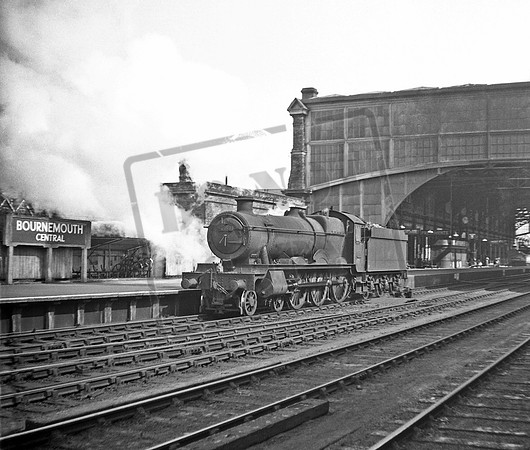 4958 1950s Bournemouth Central