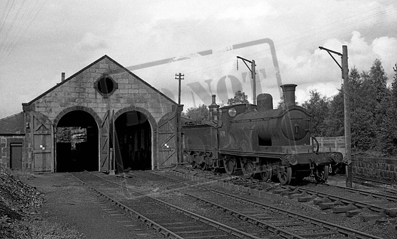 54398 1956-08-29 Boat of Garten shed