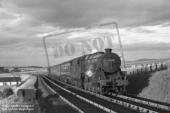 45165 1950s White Moss level crossing