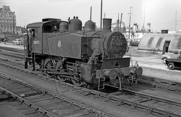 30073 1957-07-05 Southampton Old Dock