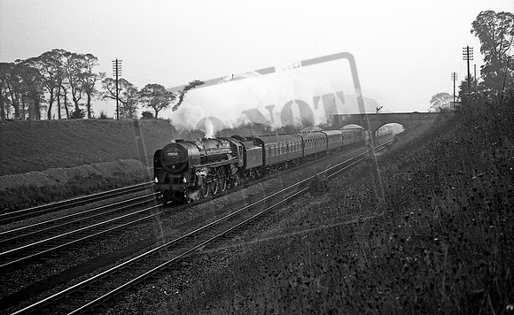 70041 1962-10-18 St Neots