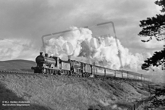 54466 1956-10 Slochd