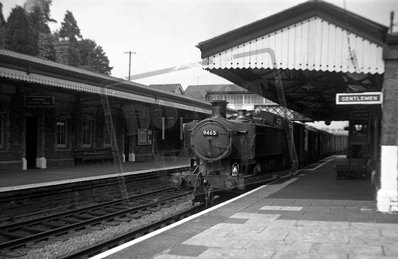 9465 1950s Llandilo