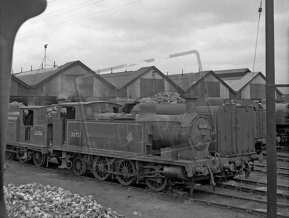 30757 1956-06-03 Eastleigh