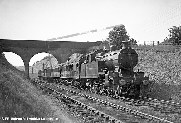 MET 110 1930c Chorley Wood
