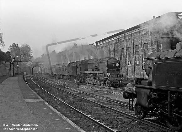 34044 1965c Bournemouth Central