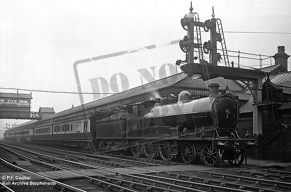 LNWR 1453 1920c Stalybridge
