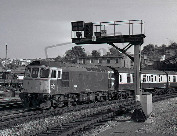 33212 1981-08 Bristol TM