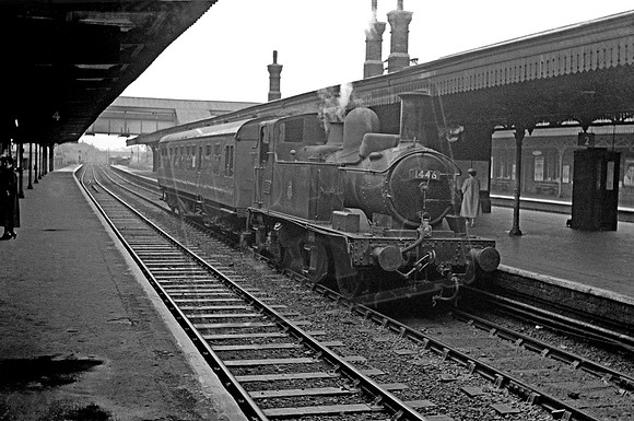 1446 1950s Ealing Broadway