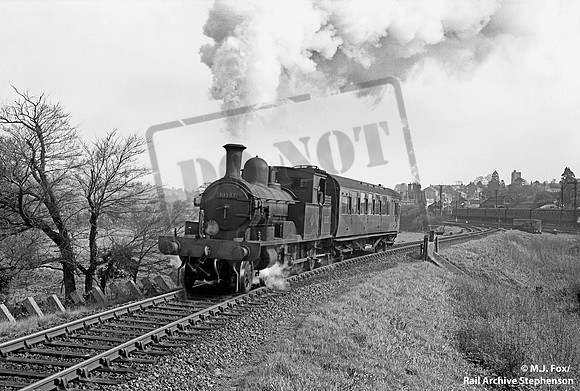 30583 1961-04-16 Axminster