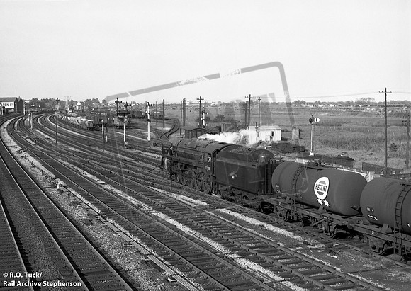 92220 1962-05-30 Pengam