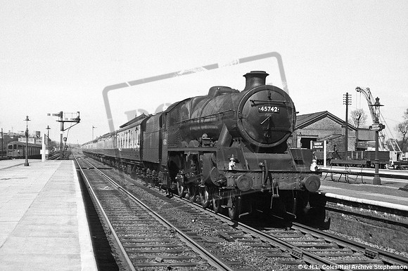 45742 1954-04-12 Harrow