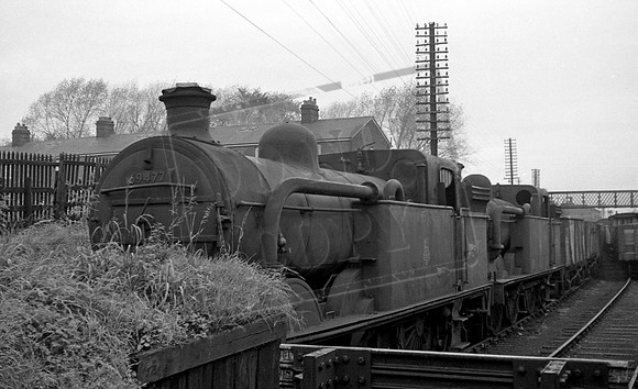 69477 1954-10-31 Hatfield