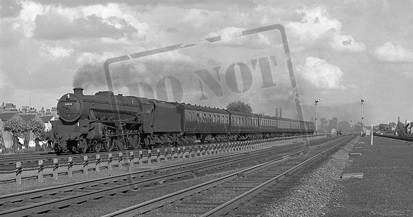44834 1960-06-10 Harrow