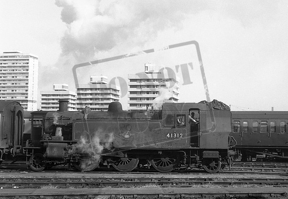 41312 1967 Clapham Junction