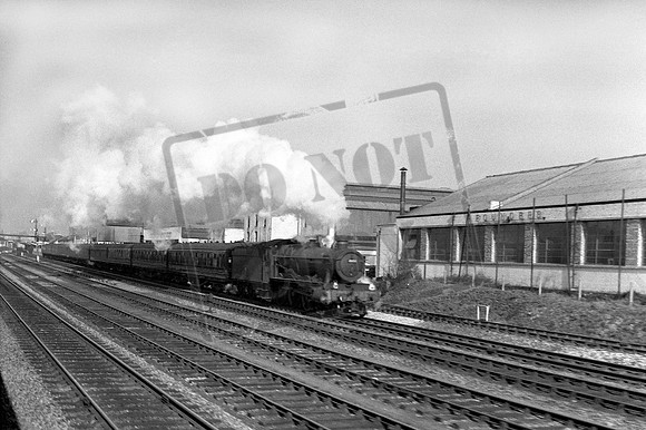 4951 1962-04-13 Slough