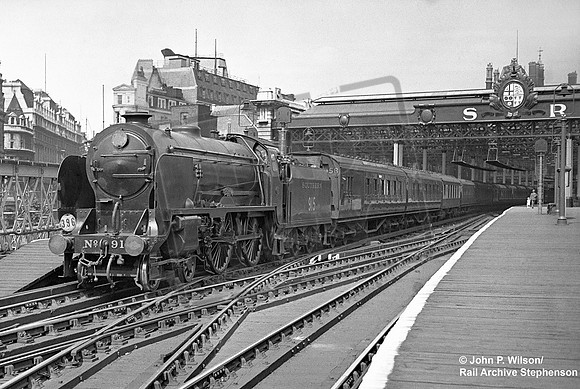 915 1939-07-14 Charing Cross