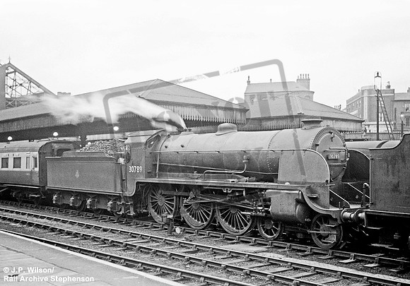 30789 1956-07-30 Nottingham Victoria