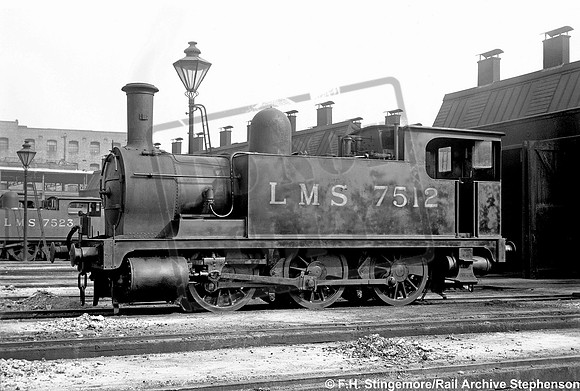 7512 1930c Devons Road shed