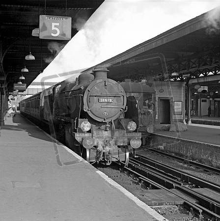 31619 1960s Guildford