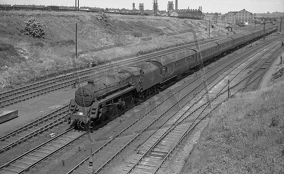 73135 1959-06-07 Wellingborough
