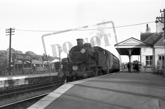 41260 1964 Corfe Castle